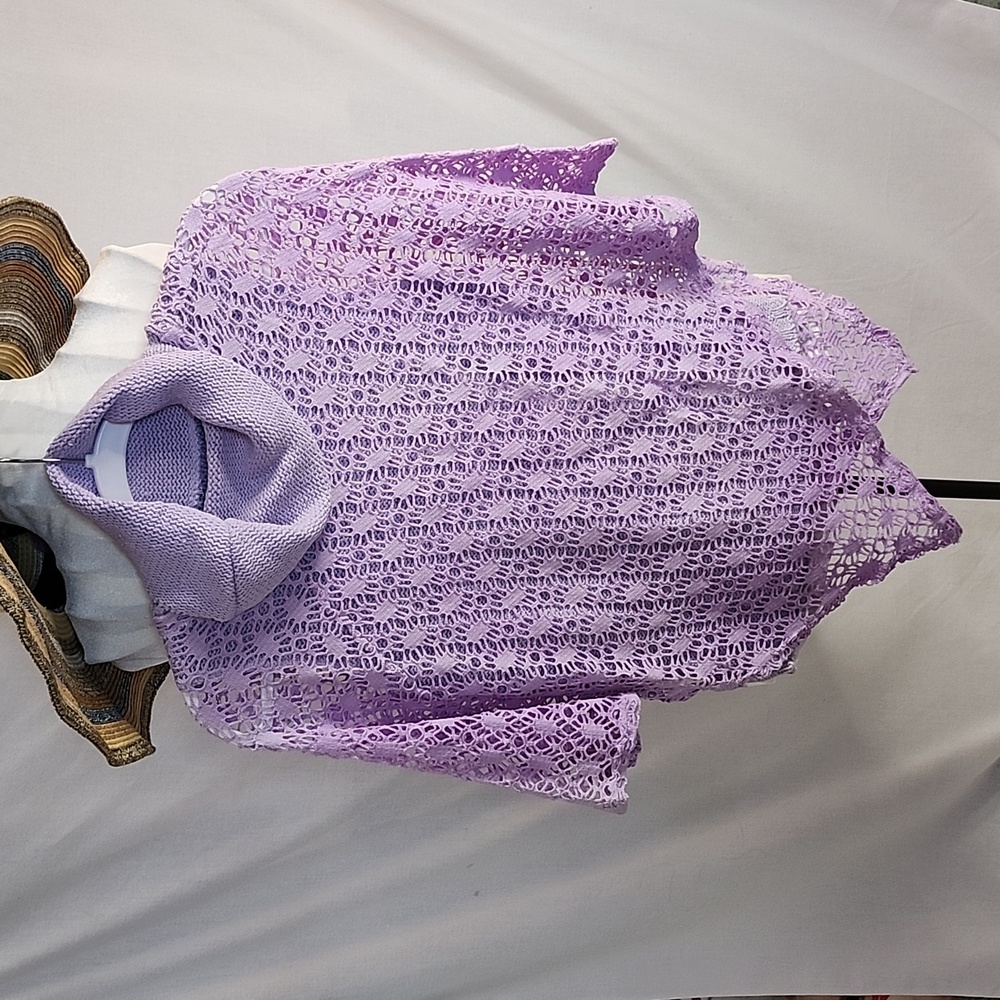 NWOT  Lavender Sleeveless Cotton Shirt and Shawl/Wrap Set